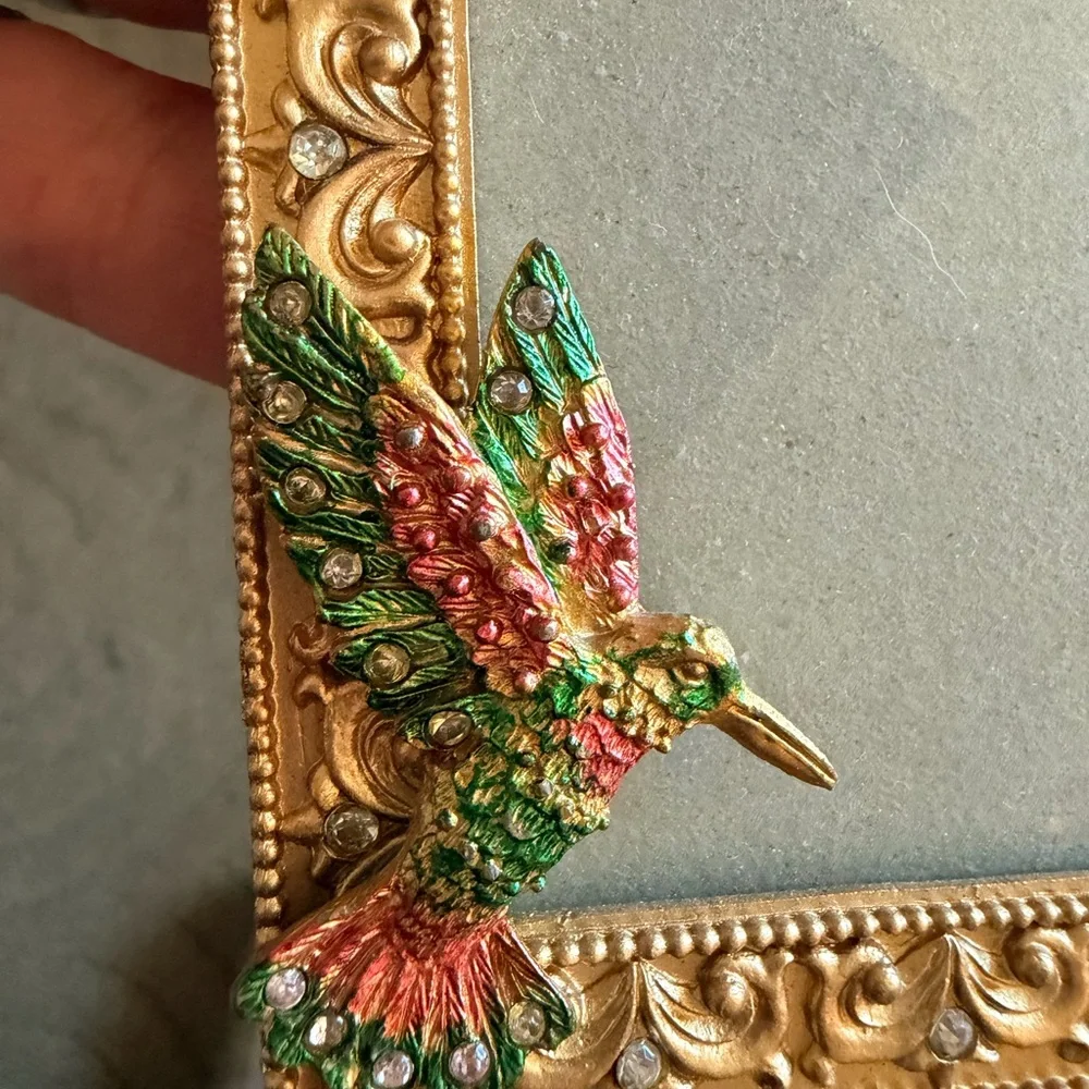 Ornate Gold Picture Frame with Floral and Bird Accents - Picture 4 of 4